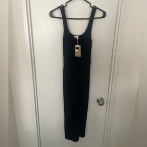 Aritzia Wilfred BLACK Hush Knit Midi Dress Small - Brand New, Never worn